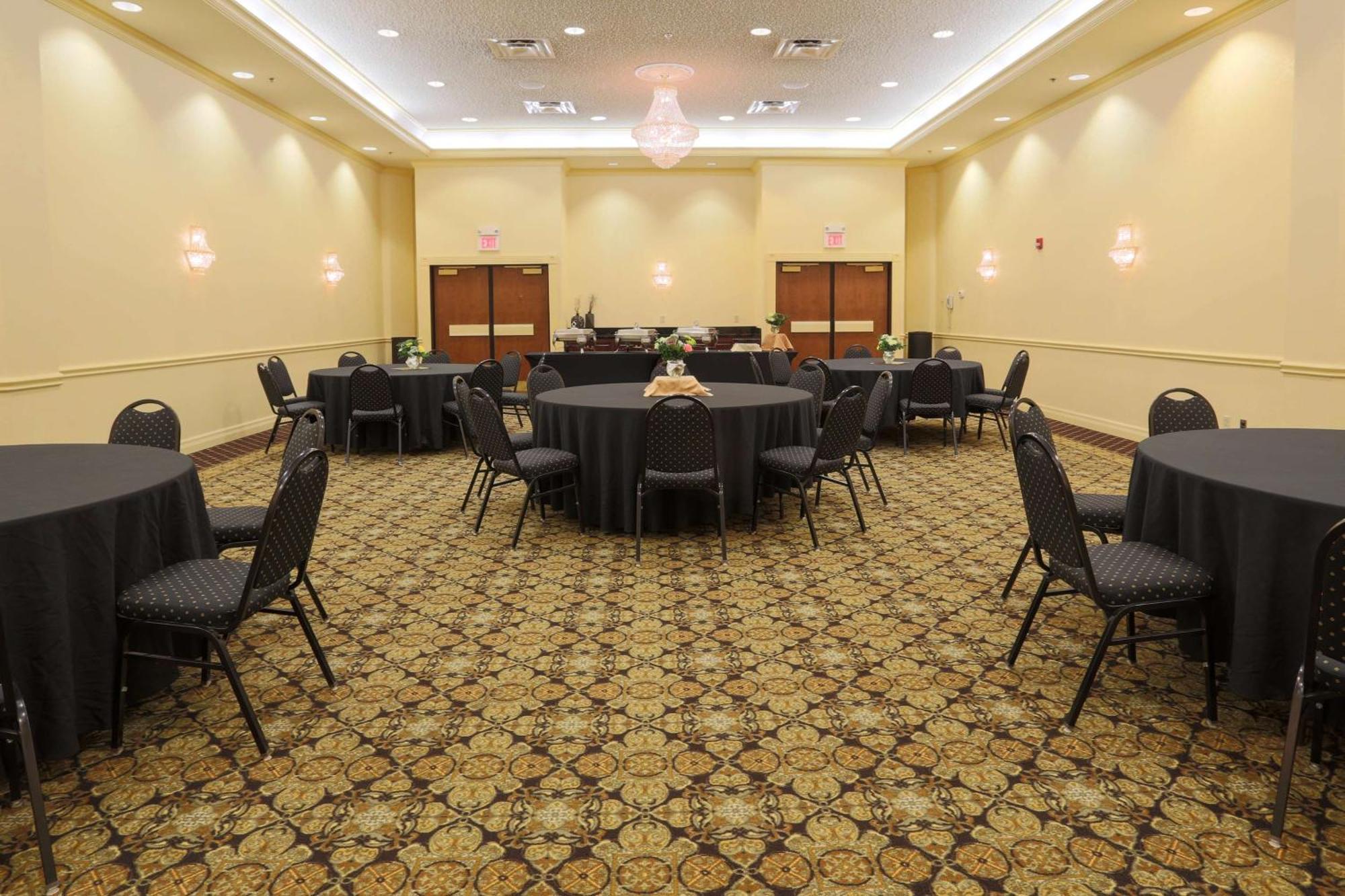 Pear Tree Inn St Louis Convention Center Saint Louis Bagian luar foto